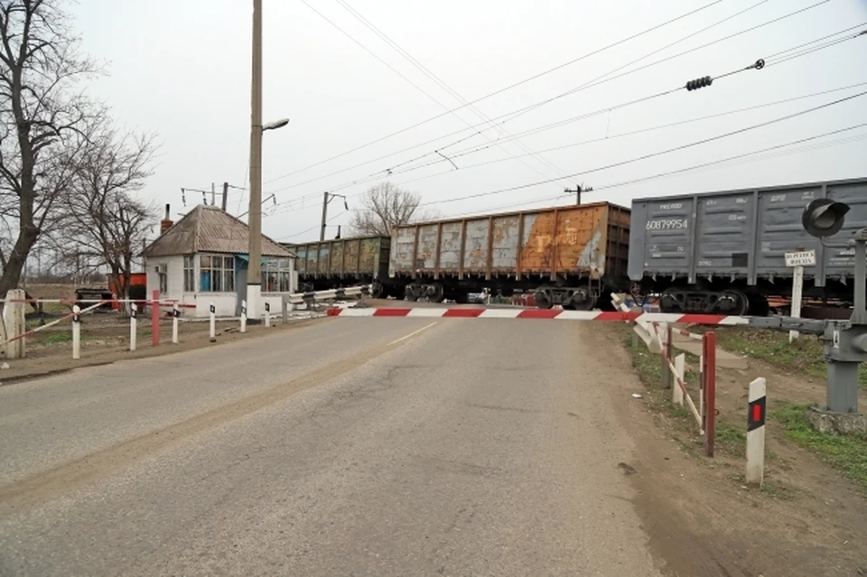 В Таганроге отремонтируют железнодорожный переезд