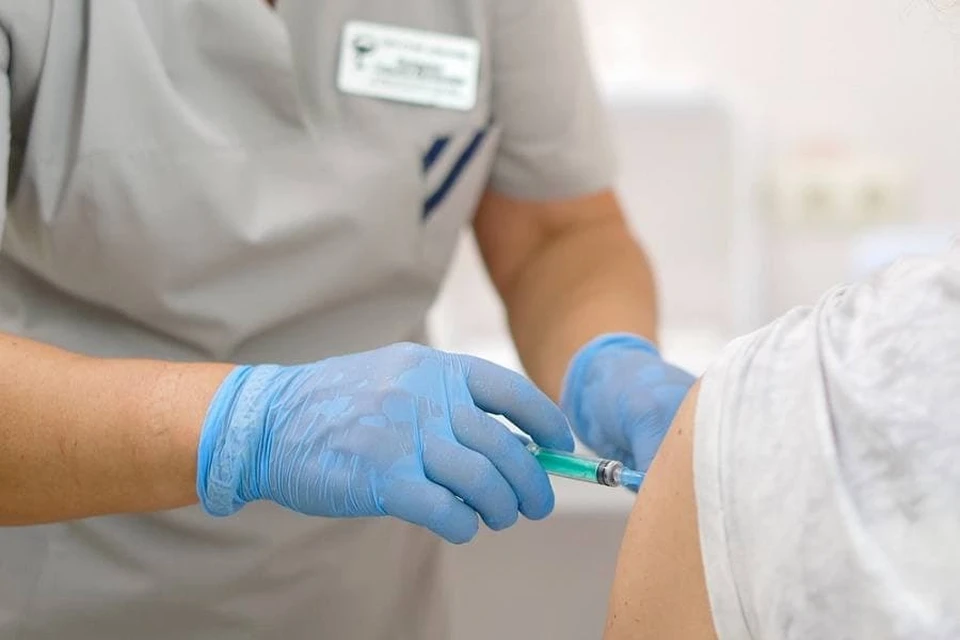 Вакцина для подростков «Спутник М»» появится в регионе этой зимой.