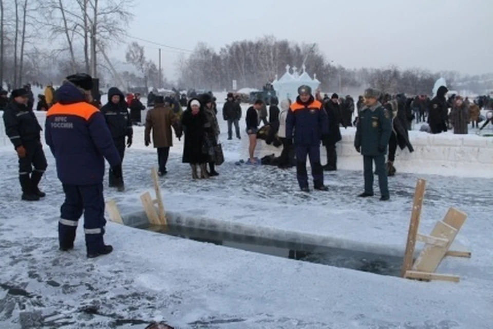 Сотрудники МЧС будут работать в режиме повышенной готовности в местах крещенский купаний