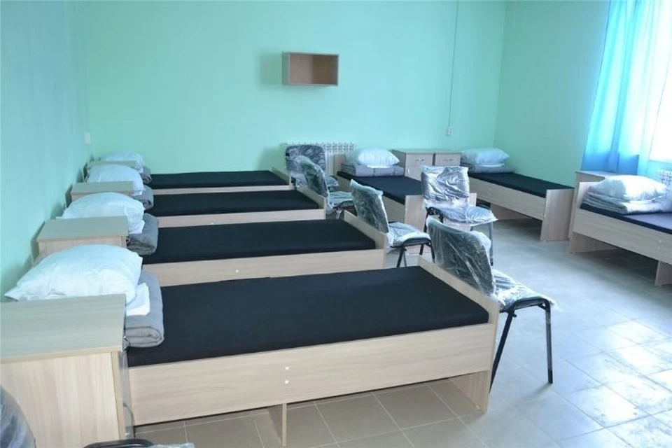 На объекте оборудовали общежитие с мужскими и женскими спальными блоками. Фото: minec.cap.ru