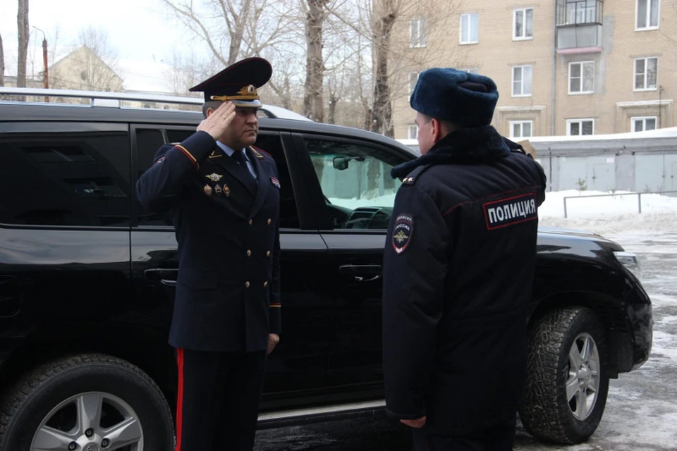 Михаил Скоков побывал в уже действующих отделах полиции и познакомился с подчиненными. Фото: ГУ МВД по Челябинской области