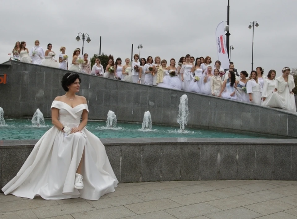 В Саратовской области за день поженились 130 пар