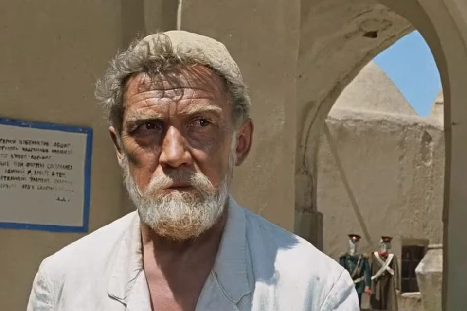 Николай Бадьев в роли смотрителя музея Лебедева. Фото: кадр из фильма «Белое солнце пустыни» (1969)