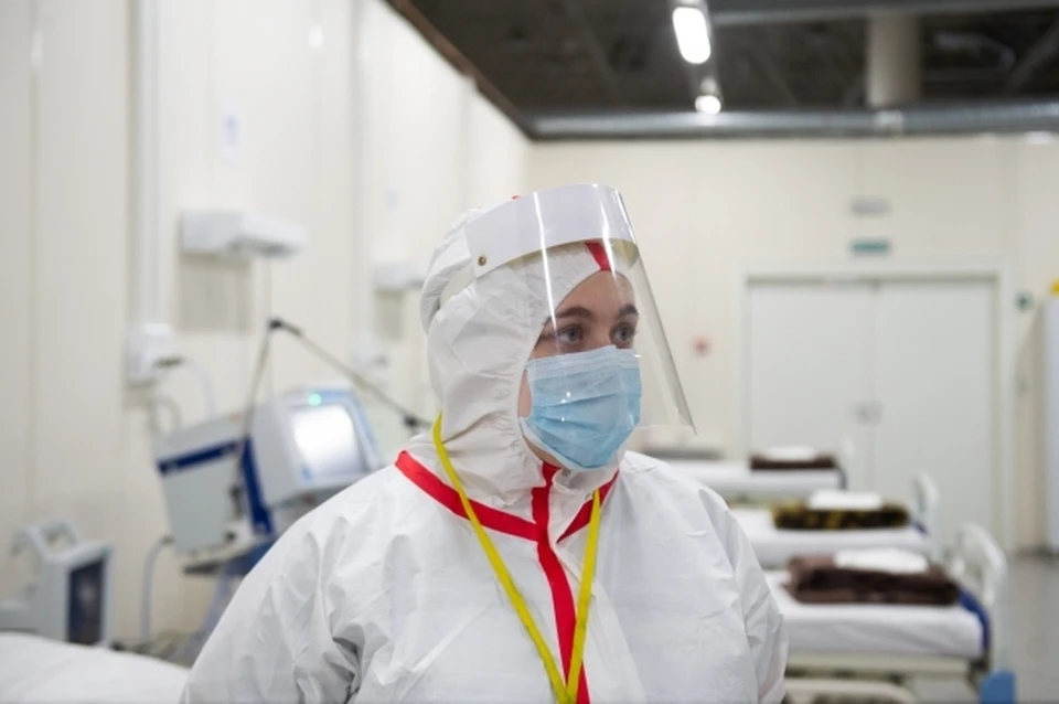 В Новосибирской области больше детей стали попадать в больницу с коронавирусом.
