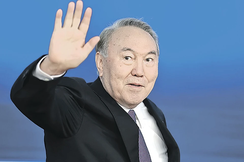 Назарбаева ушли по-английски. Сначала с поста главы Совбеза, а теперь и со всех остальных.