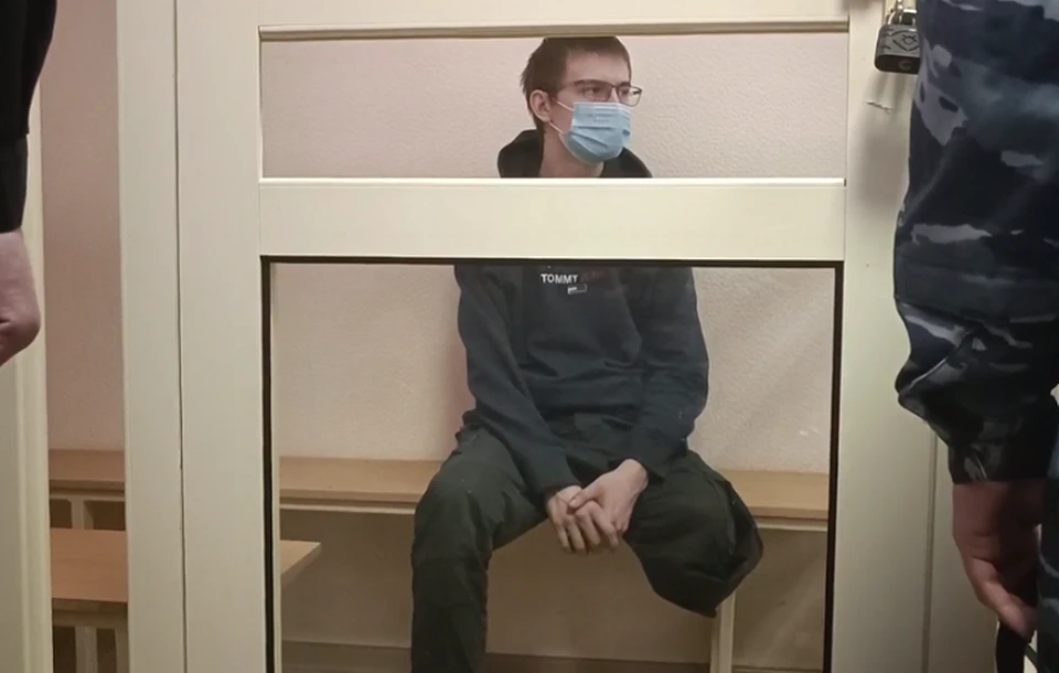 Тимур Бекмансуров в суде вел себя без эмоций.