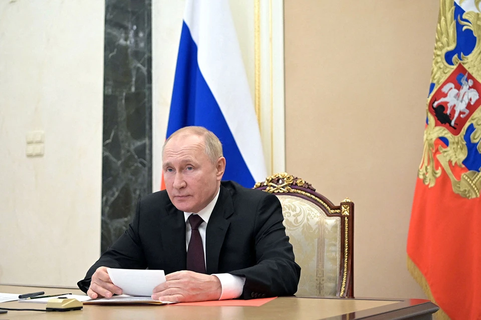 Владимир Путин провел совещание по экономическим вопросам. Президент заметил, что с этого мероприятия он начинает готовиться к посланию Федеральному собранию.