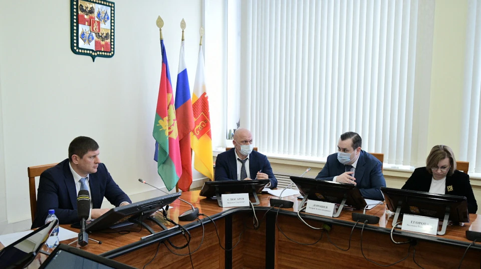 Глава Краснодара поручил усилить работы по расчистке мусора Фото: пресс-служба городской администрации