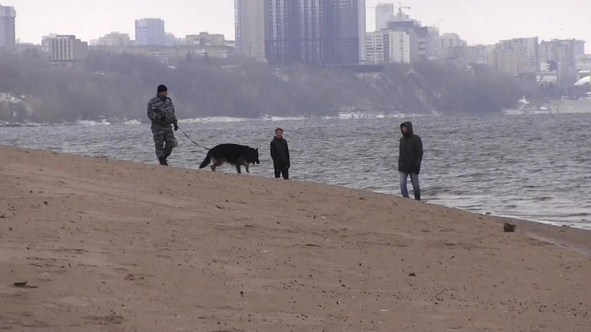 В Самаре продолжают искать загадочно исчезнувшего мужчину в майке и трико -  KP.RU