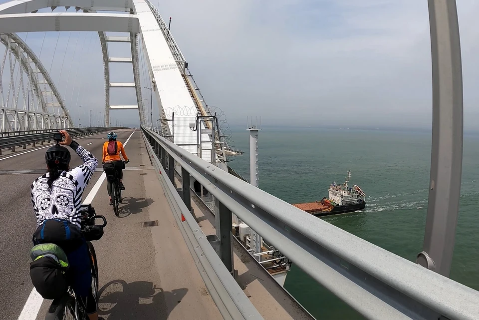 Крымский мост работает в штатном режиме. Фото: Крымский мост/vk