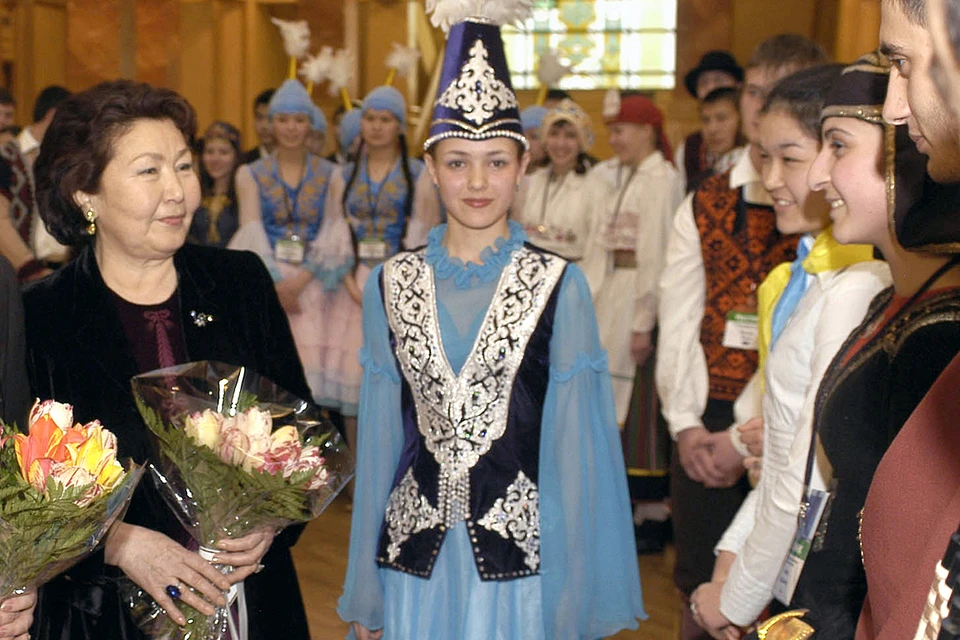 «Самопознание» появилось в школах Казахстана более 20 лет назад по инициативе Сары Назарбаевой. Фото ТАСС/ Алексей Панов