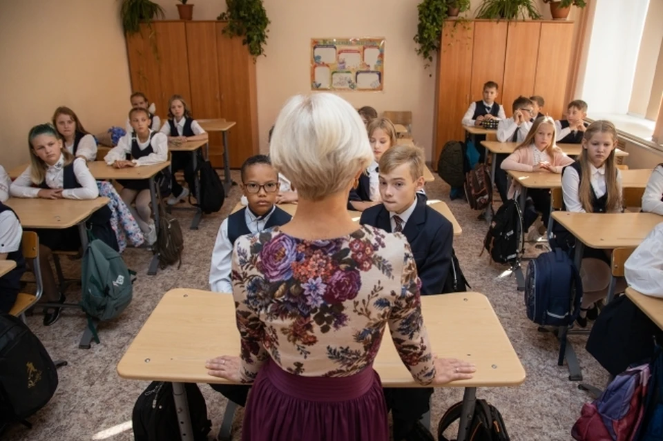 В Ростовской области школьникам после болезни можно возвращаться в школы без бумажных справок