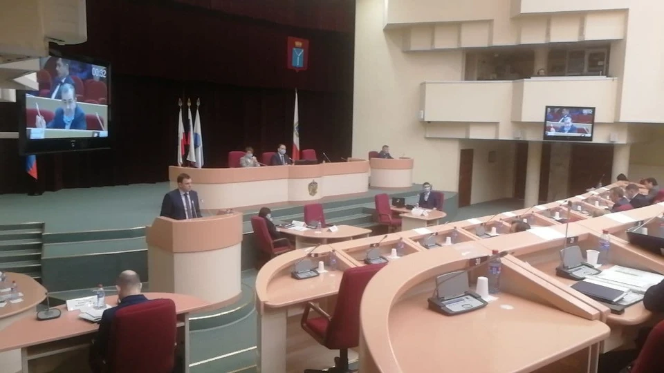 На заседании гордумы Саратова приняли решение о передаче новых полномочий администрациям районов города