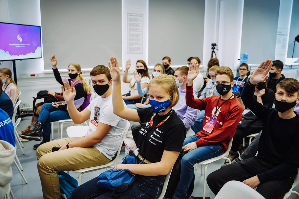 Участники конкурса представили свои проекты для проведения экспериментов на МКС