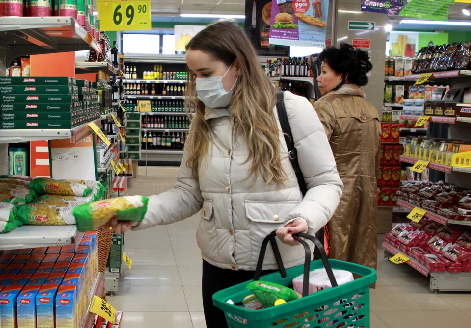 Перебоев с поставками продуктов нет.