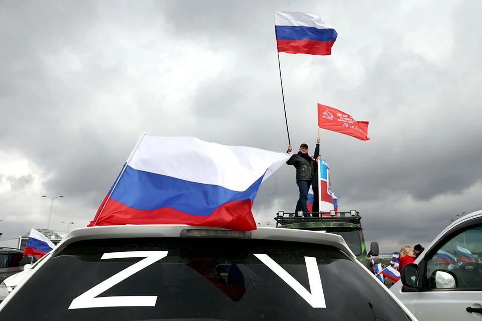 Большинство россиян поддерживают Российскую армию. Фото: Сергей Мальгавко/ТАСС