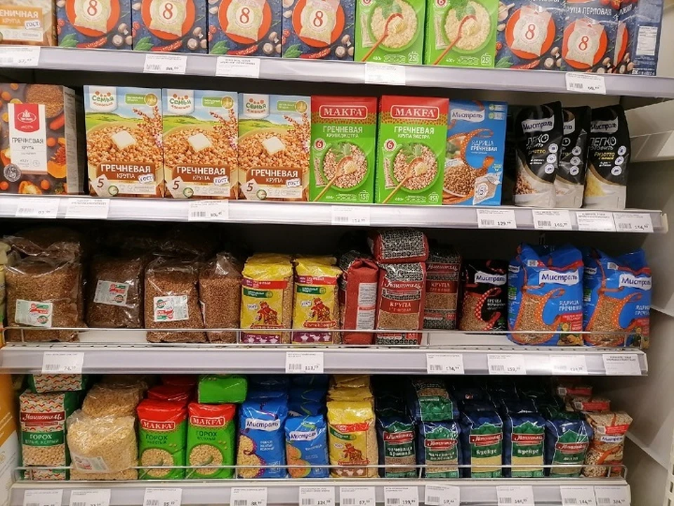 Чаще всего воруют алкоголь и продукты питания.