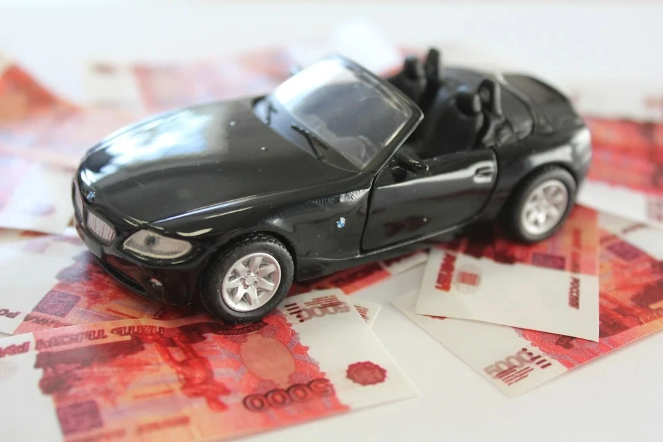 В Госдуму внесен законопроект о повышенном налоге для автомобилей дороже 10 миллионов рублей