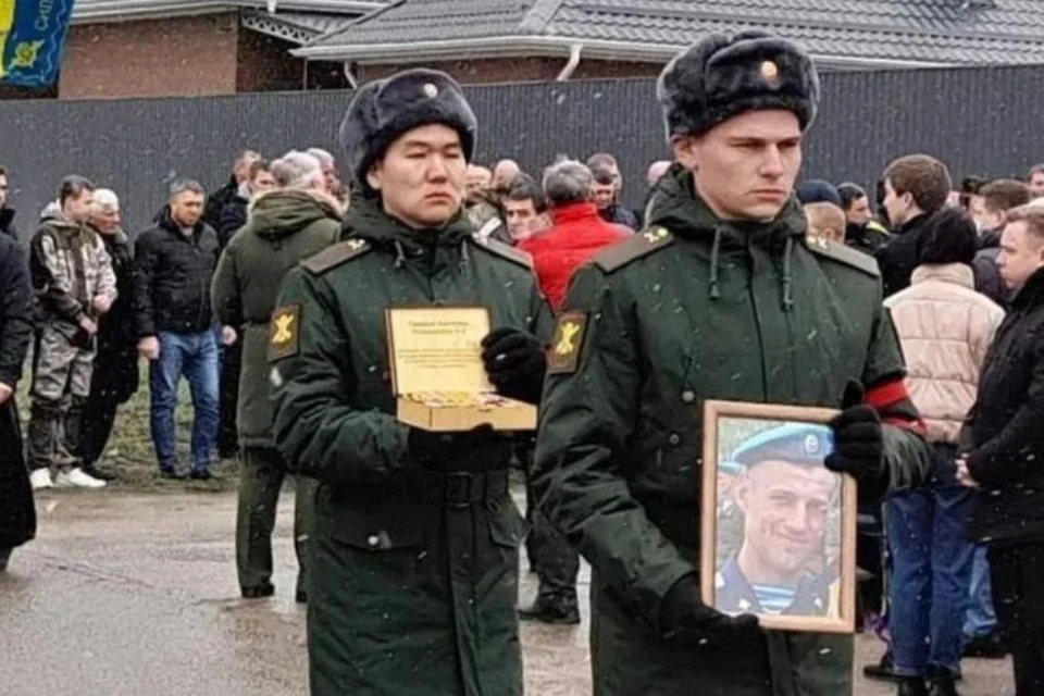 Фото с похорон Алексея Ильницкого. Фото: сайт правительства Бурятии
