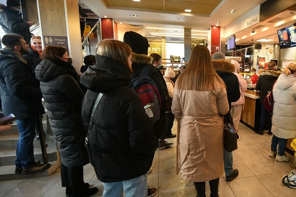 У жителей республики есть еще время устроить свое "прощание" с сетью американских ресторанов.