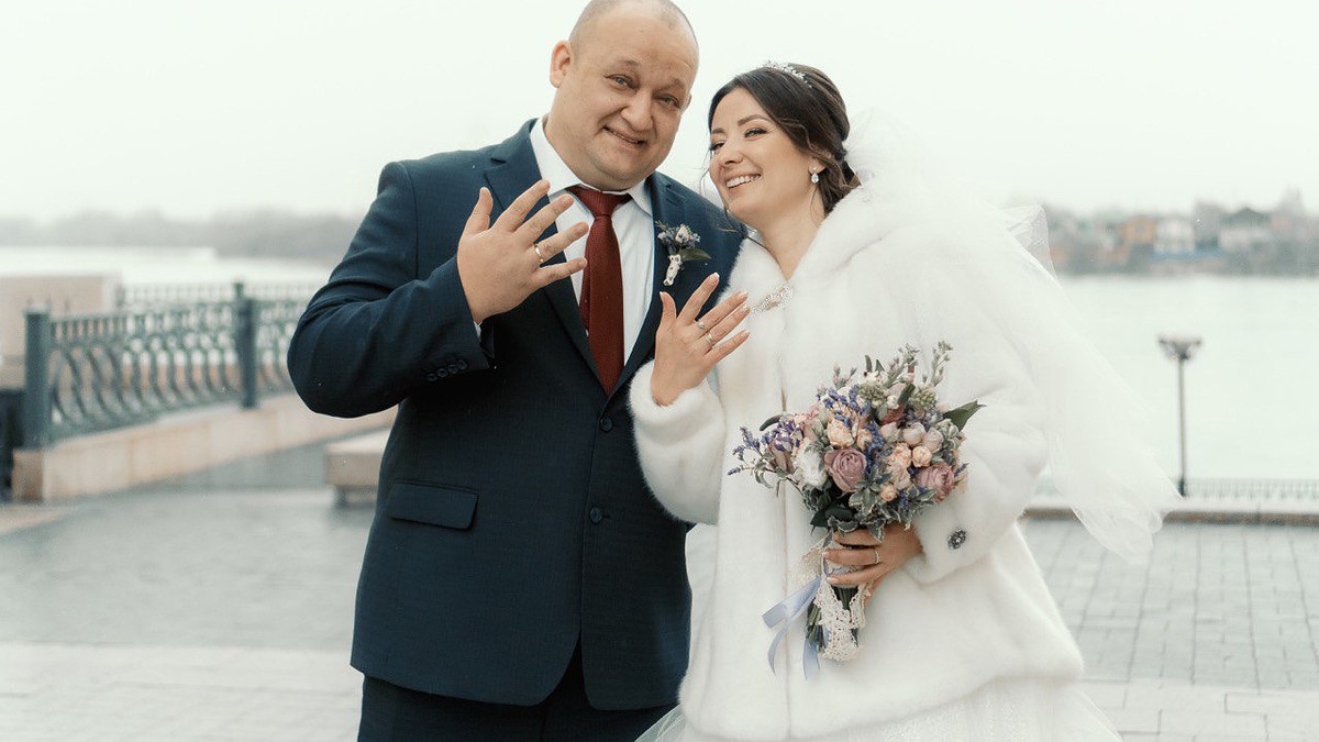Виктор Павлик и его молодая жена показали видео с тайной свадьбы
