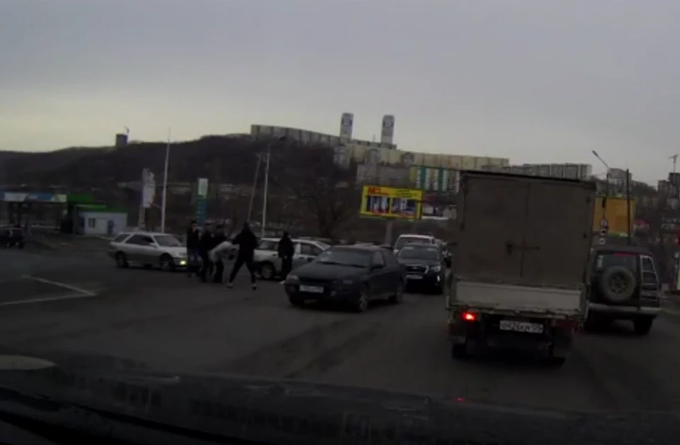 Фото: принтскрин видео, vl.ru