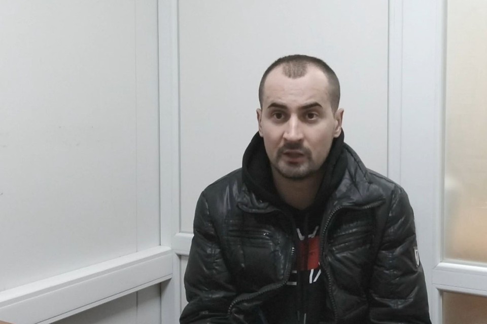 Сотрудники погранслужбы ФСБ России допросили бывшего оперативного сотрудника полиции Максима Артуровича Павленко, который был эвакуирован из Мариуполя 16 марта.