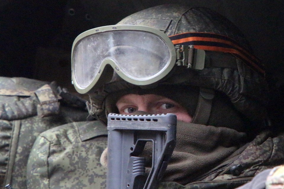 Подполковник Хохлов ликвидировал три диверсионно-разведывательные группы противника