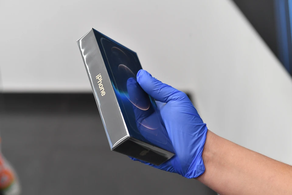 Жительница Владивостока стала жертвой афериста при покупке смартфона