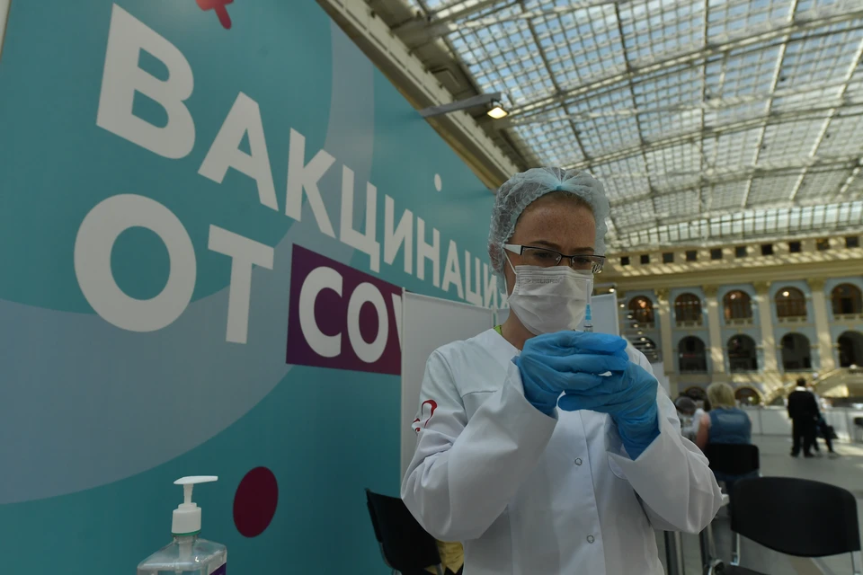 Директор НИЦ Гинцбург сообщил, что назальная вакцина от коронавируса может получить название «Спутник Н»