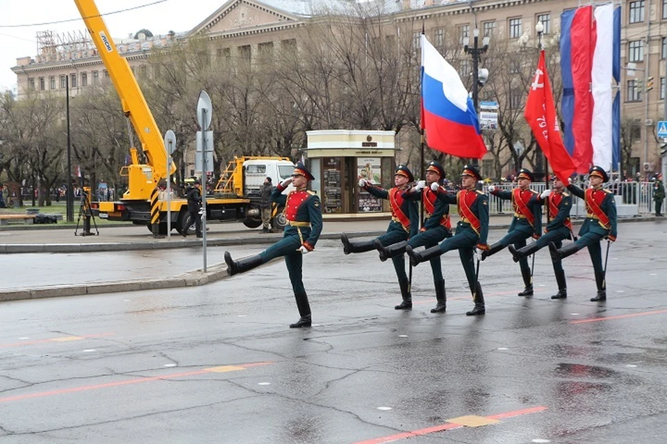 9 мая г. в Хабаровске состоялся военный парад Победы. ФОТО - udmurtology.ru - Сайт Хабаровска
