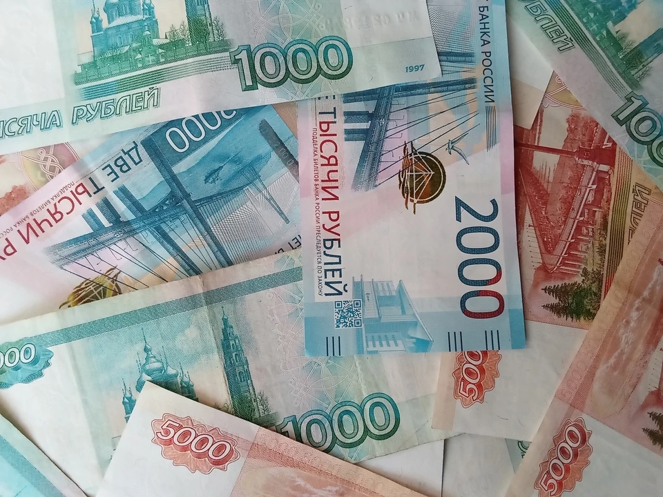 Житель Муравленко отдал аферистам почти два миллиона рублей, пытаясь обезопасить себя от кредита