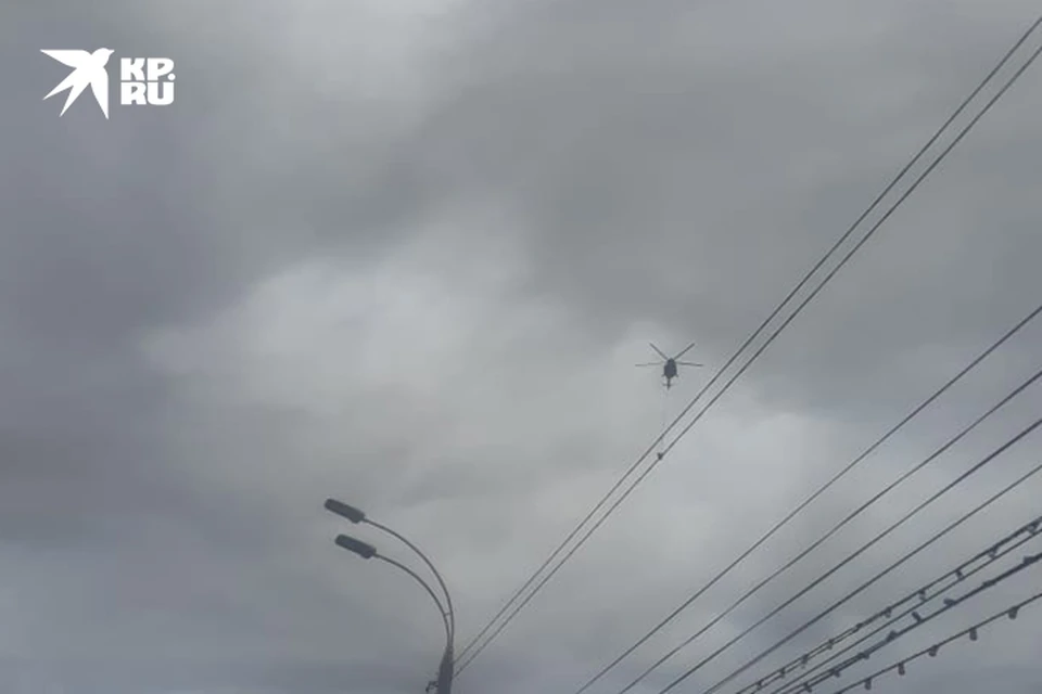 Пожар в НИИ в Твери тушат с вертолета