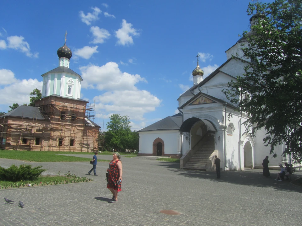 Погода в рыльске на 10. Базарная площадь Рыльск. Площадь Рыльска Курской области. Рыльск Курск. Реконструкция Рыльск.