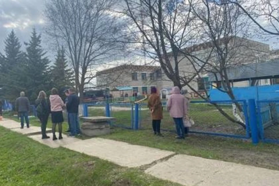 В результате нападения на дошкольное учреждение были застрелены нянечка и два ребенка.