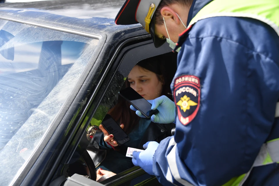 При проверке документов водитель выдала себя за сестру