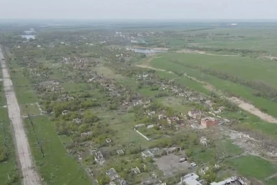В Сети опубликовано видео укрепления ВСУ в районе поселка Пески в ДНР