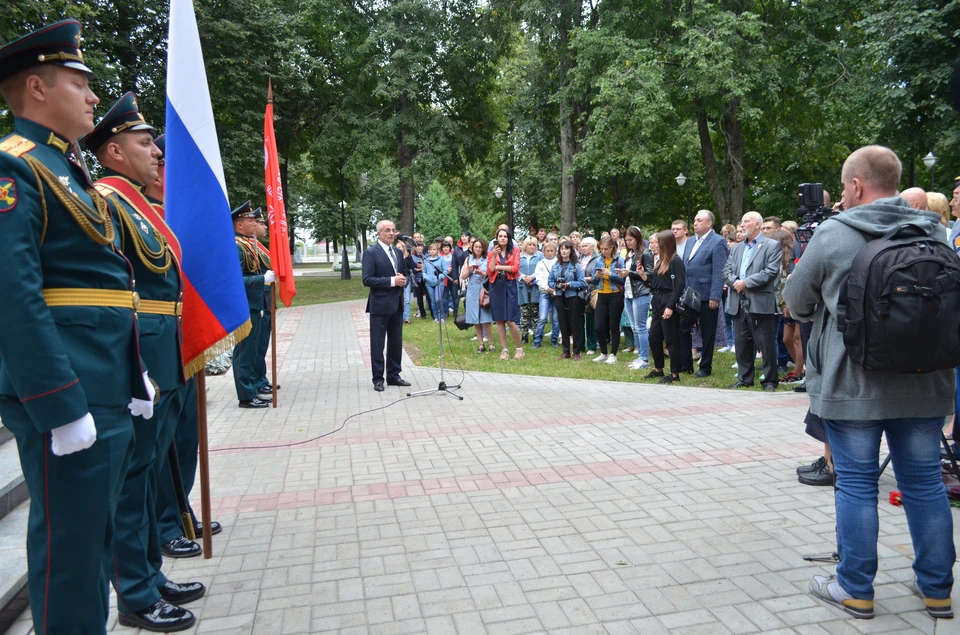 В этом году действуют также ограничения на флаги и баннеры