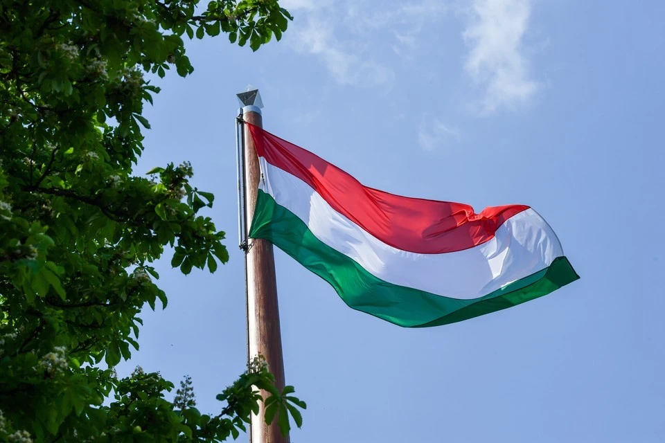 Премьер Венгрии назвал красной линией санкции ЕС против энергетики России