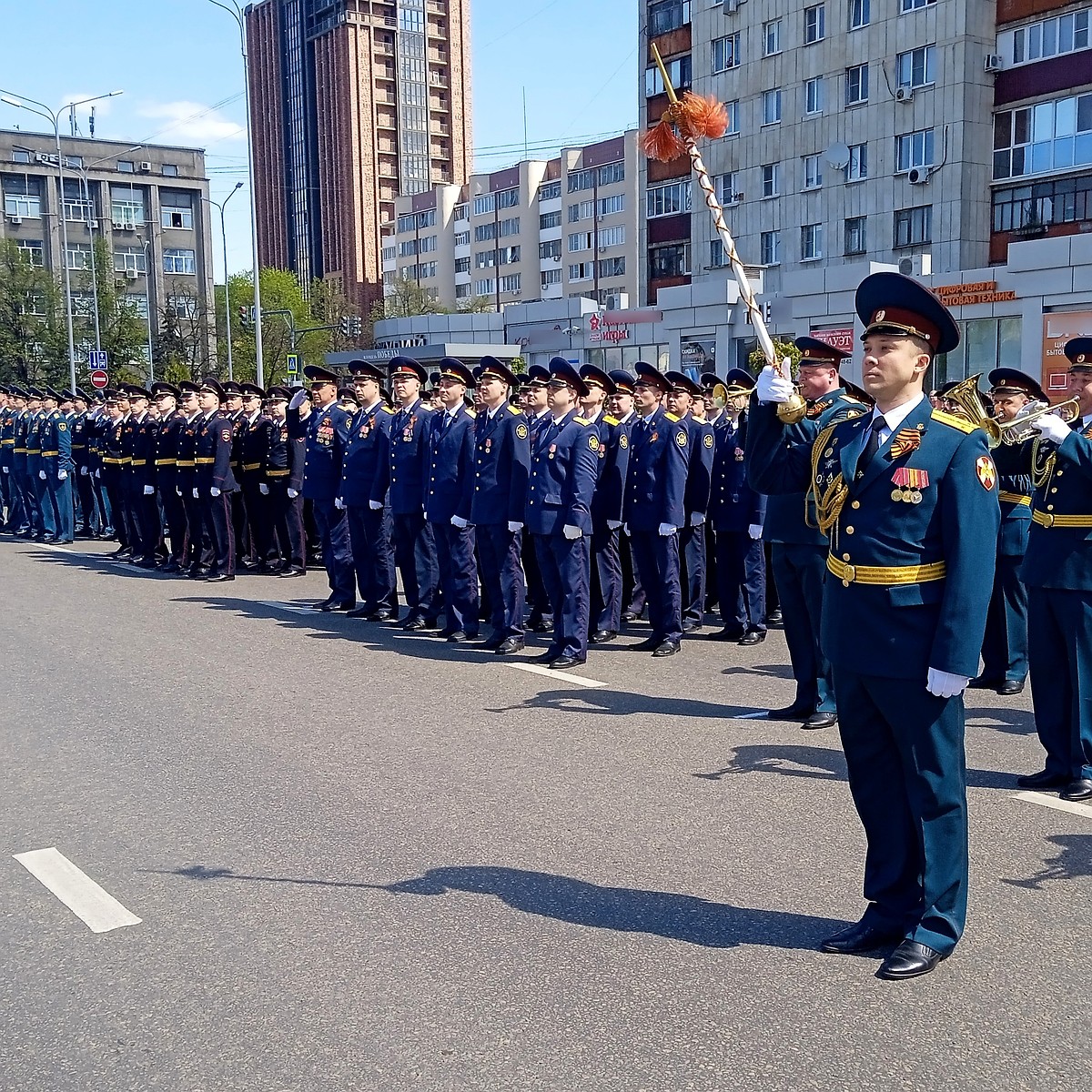 Генеральная репетиция Парада Победы в Липецке 9 мая 2022 года - KP.RU