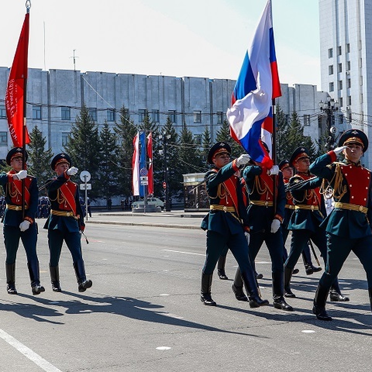 Парад Победы в Хабаровске 9 мая 2022: 77-ую годовщину Великой Победы  отпраздновали на главной площади города - KP.RU