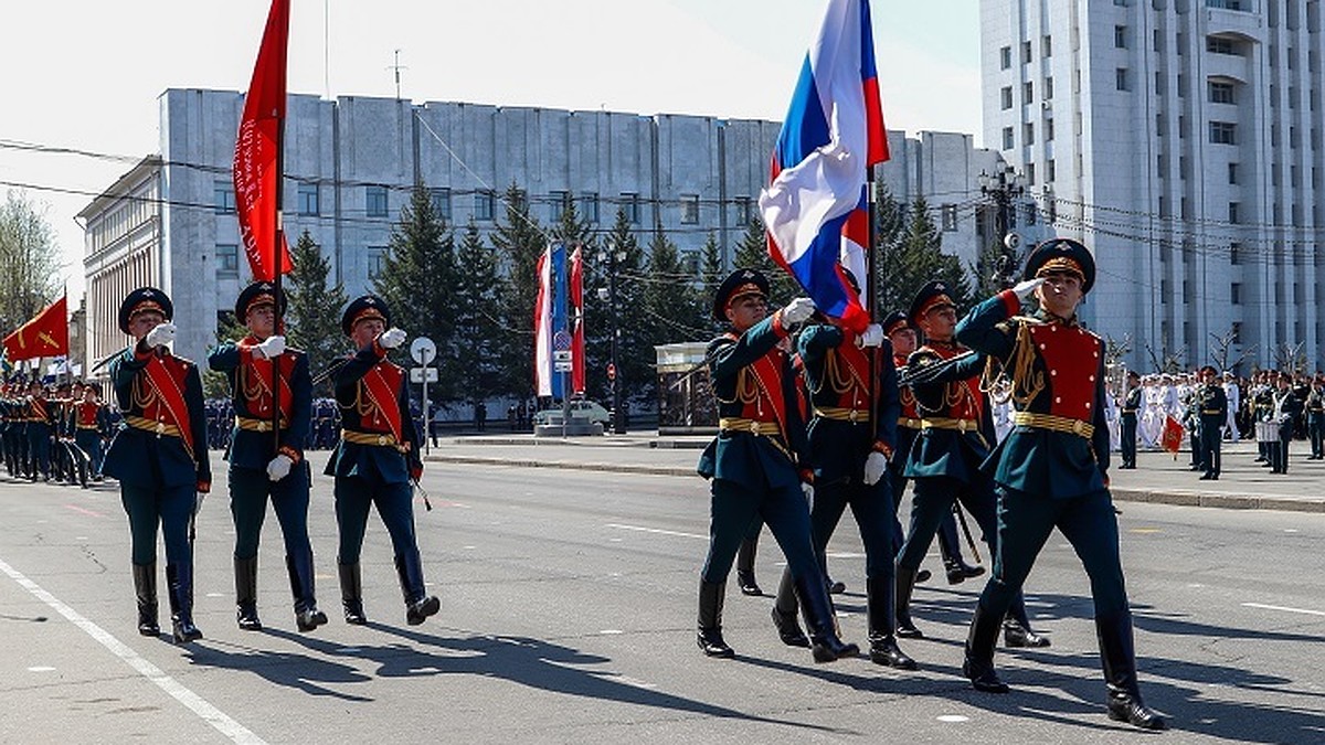 Парад Победы в Хабаровске 9 мая 2022: 77-ую годовщину Великой Победы  отпраздновали на главной площади города - KP.RU