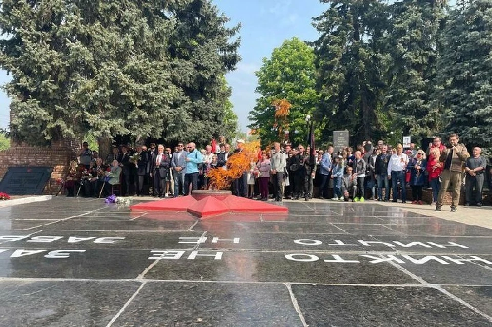 Когда в москве зажгли вечный огонь