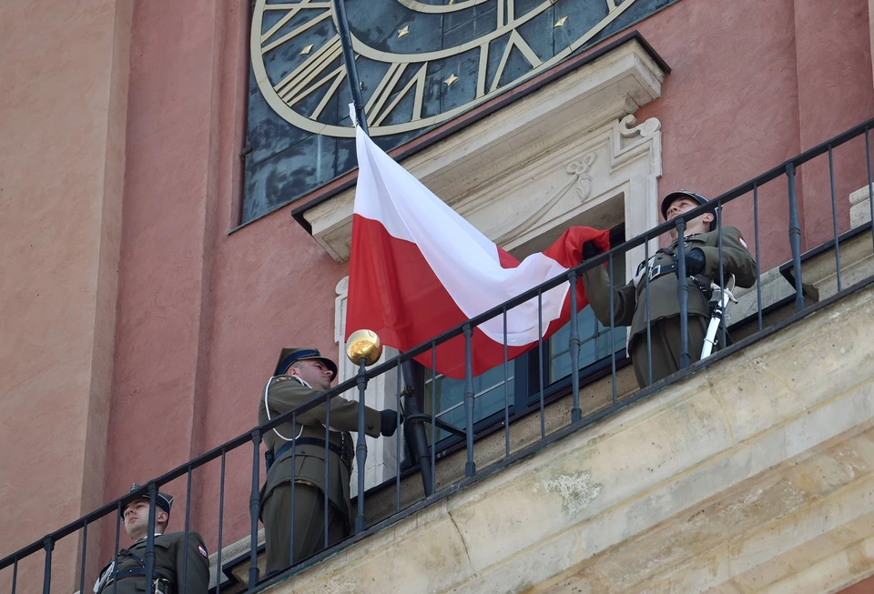 Польша заморозила счета российского посольства в республике до 2 сентября 2022 года