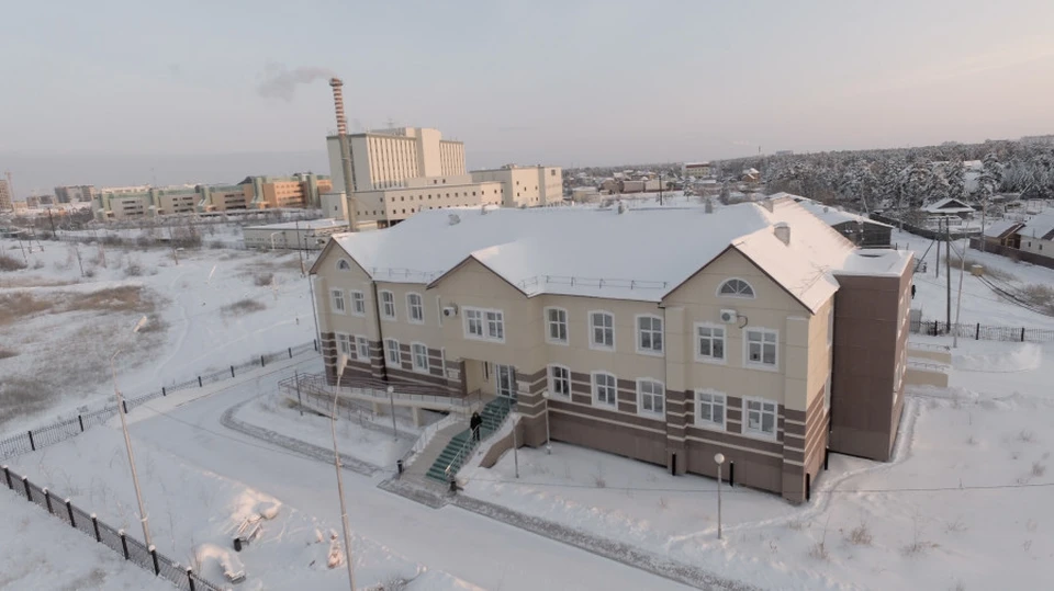Бывшее здание кардиодиспансера сейчас закрыто на санацию. Фото: ЯСИА