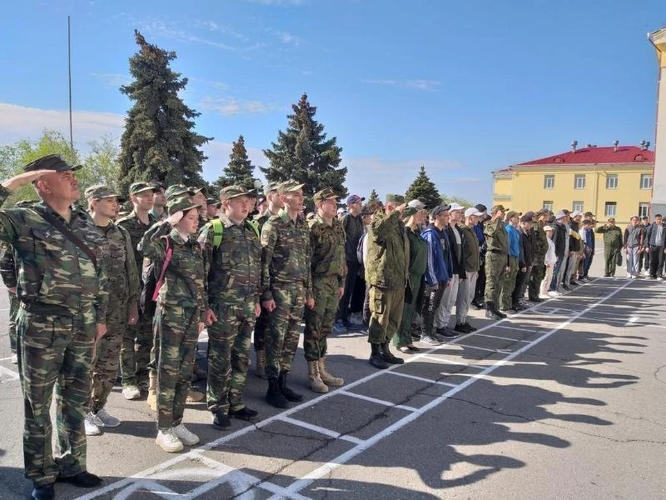 В сборах участвуют не только мальчики, но и девочки. Фото: администация Камышина