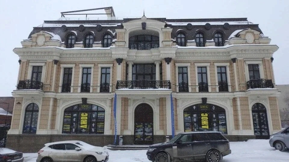 Октябрьская, 7