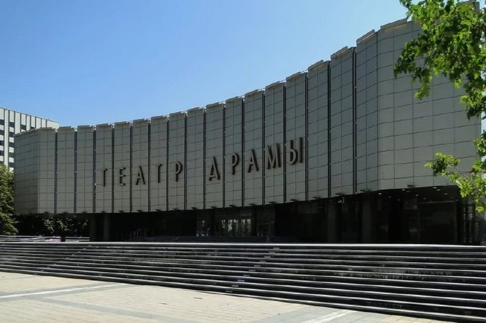 Театр драмы бесплатно покажет видеозаписи легендарных постановок.