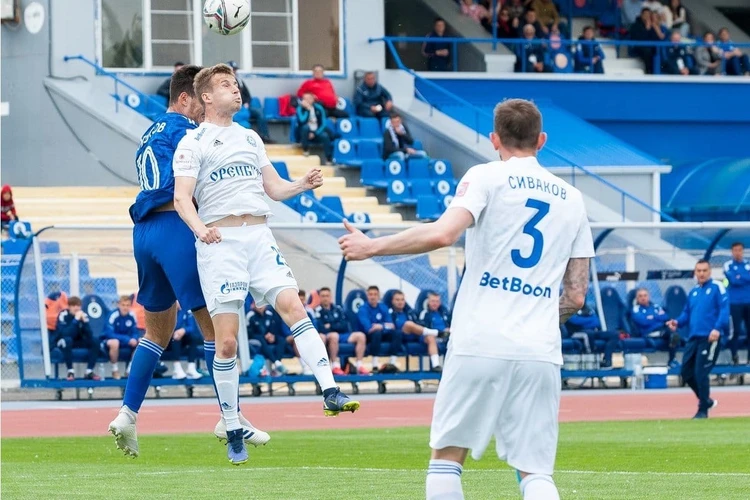 Футбольный «Оренбург» в последнем матче сезона ФНЛ 21 мая 2022 года упустил прямой выход в РПЛ