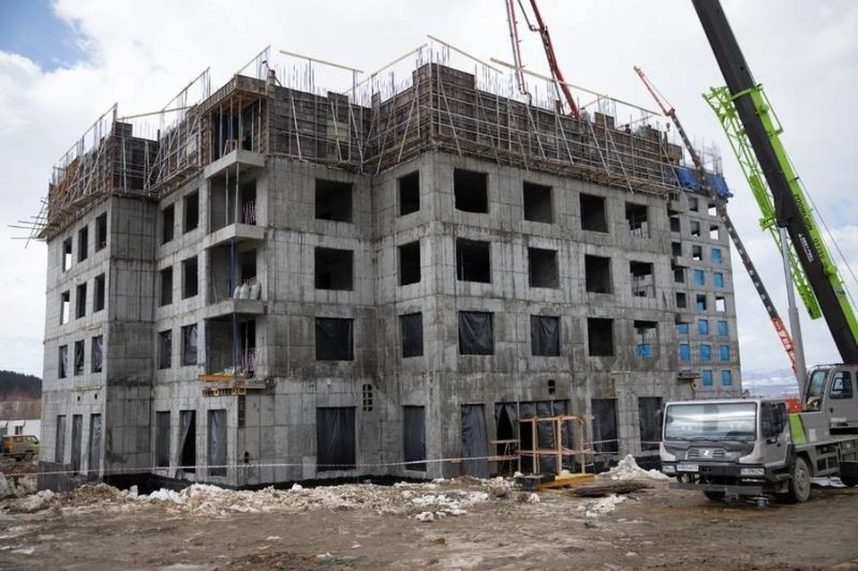 В Южно-Сахалинске к концу года сдадут три семнадцатиэтажных дома – самых высоких на Сахалине. Фото с сайта правительства Сахалинской области